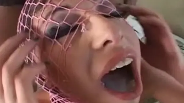 Brune Veronica Jett enjoys mixed race threesomes with BBC