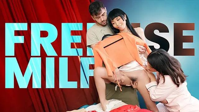 boyfriend Home for Thanksgiving &mdash;  milf Welcomes Him with Her Latest Lover