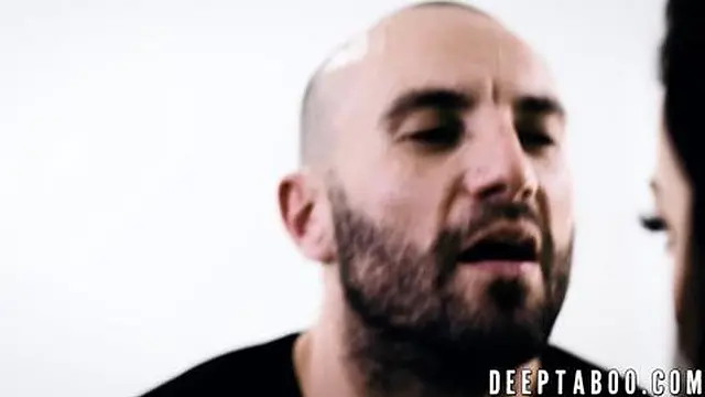 hunk eager to hustle his sexy girlfriend rough