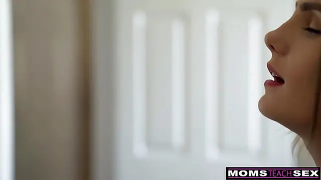 Two Horny🥵 Fairies Kit Mercer & Natalie Knight Seek boyfriend’s Unique Seed