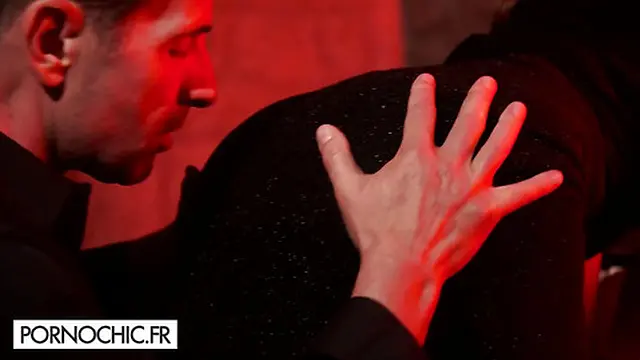 Carollina Cherry takes on dual penetration challenge