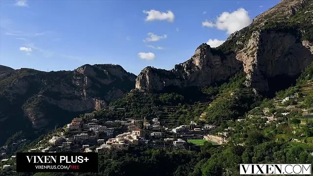 Blonde besties Jade J'adore and Avrora Meey share a stranger in horny