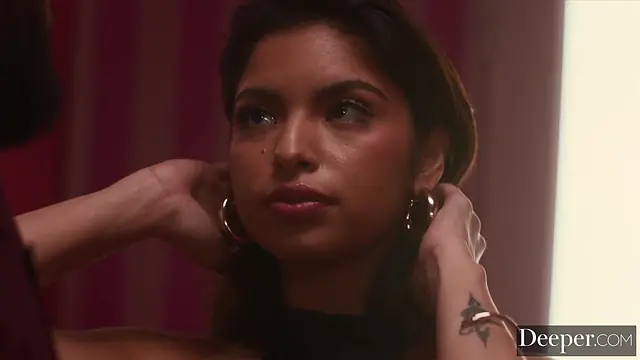 Obedient staff spits-roasts hazel heart in demanding deep-throat session